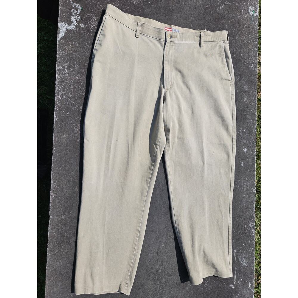Wrangler Mens Pants 38 X 29 Khaki Comfort Solution Series Straight Leg Casual - Picture 2 of 5